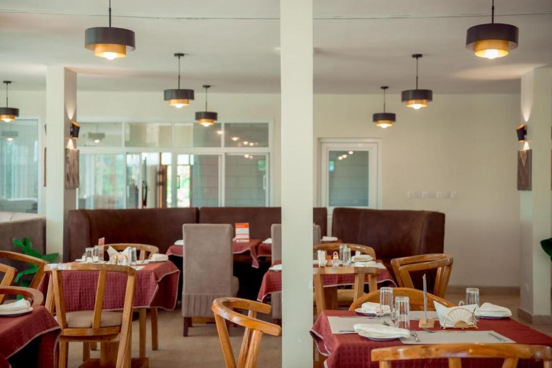 G7 Wonders Hotel Utengule Εξωτερικό φωτογραφία