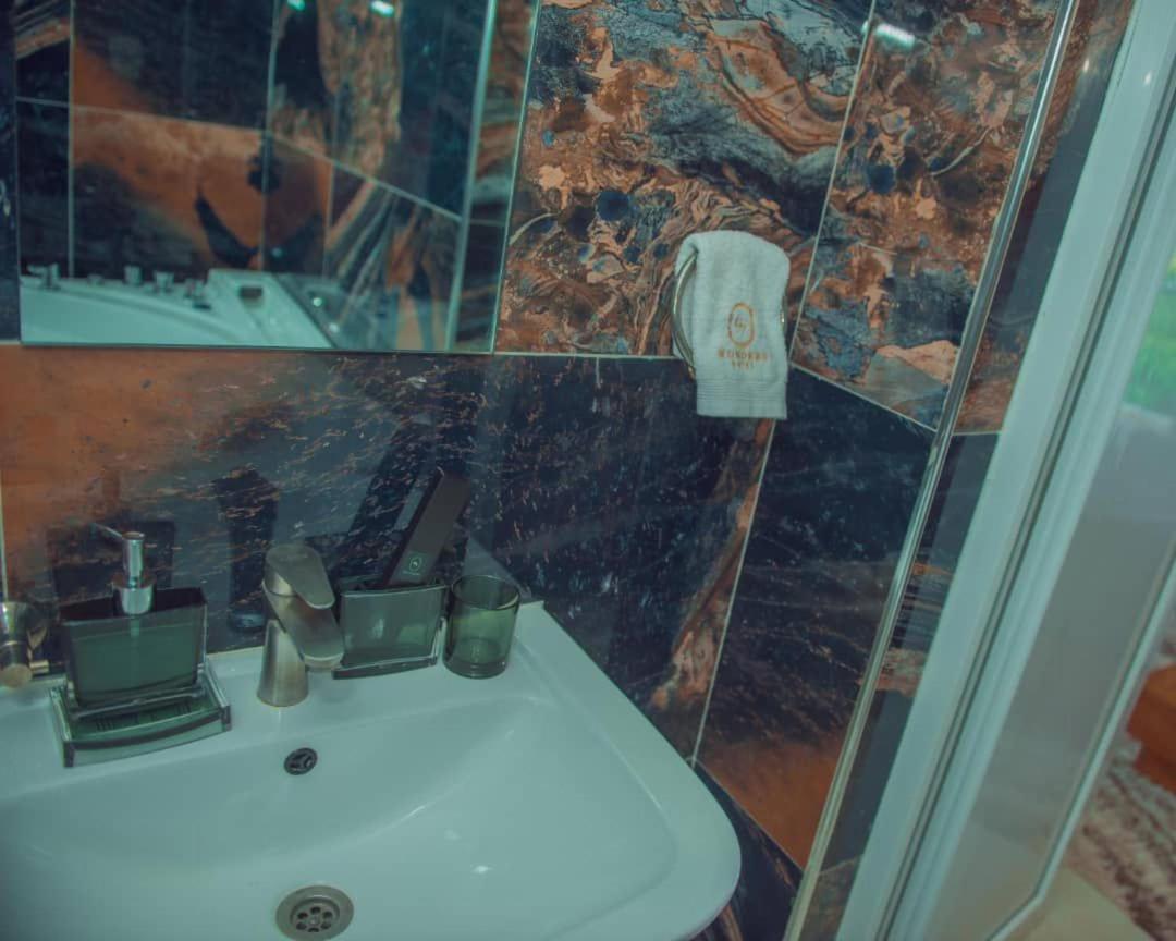 G7 Wonders Hotel Utengule Εξωτερικό φωτογραφία